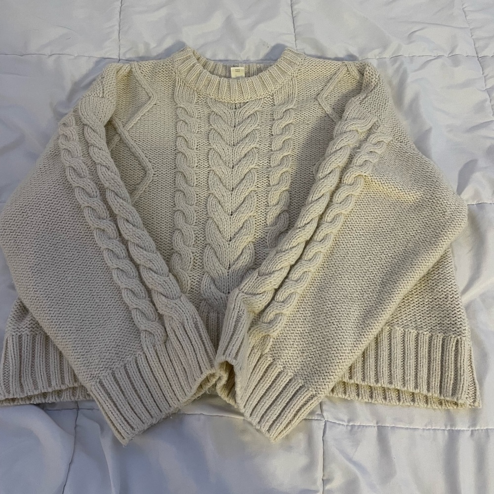 H&M Sweater | Cream White | Size L